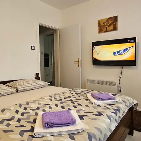 Esma Apartment