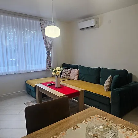 Esma Apartman *